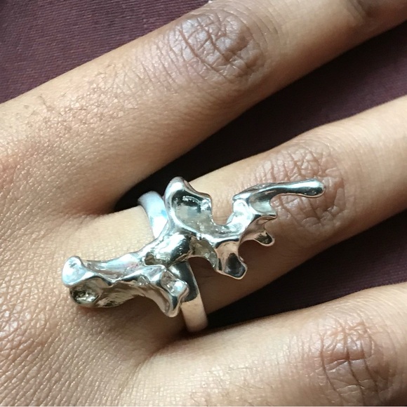 Sterling Silver Free Form Ring Size 5.5 - Picture 13 of 16
